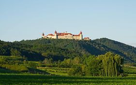Gästehaus Benediktinerstift Göttweig - Bed&Breakfast Monastery